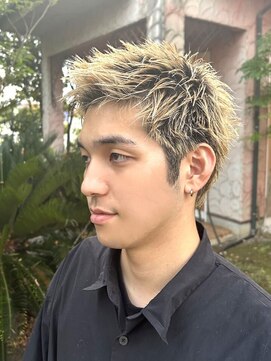 ユウヘアー 尾張旭店(U Hair) 20代/30代/ハイトーンカラー【Uhair】スパイキーショート