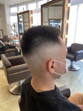 コワファースト 大分(COIFF1RST) ハイフェード