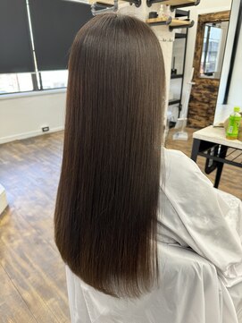 ヤイ(Yhai) 縮毛矯正