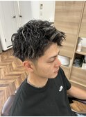 韓国マッシュスペインカールスパイキーショート〈理容室〉西川口