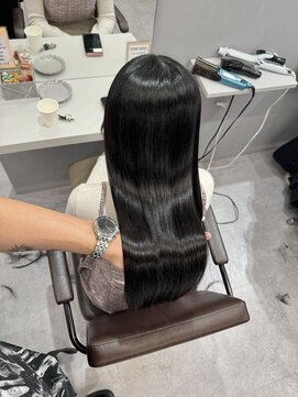 コア 梅田茶屋町店(Core) 髪質改善×酸性縮毛矯正×美髪カラー 【core 梅田茶屋町】