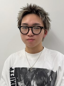 【寺本】ハイトーンスパイキーショート