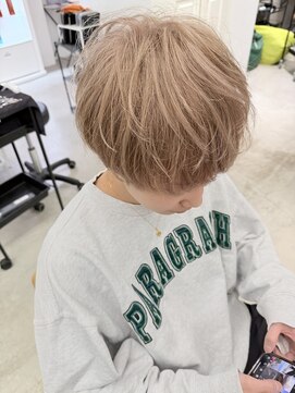 デバイス バイ フレイムス 越谷(DEVICE by Frames) ダブルカラー　ミルクティー　グレージュ　韓国マッシュ