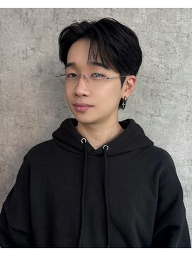 エイル 北堀江(Eir) 韓国ガイルスタイル  ダウンパーマ カルマパーマ 韓国アイドル風