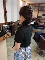 美容室 アーク(ARC) 結婚式に参列のダウンスタイル・まとめ髪。