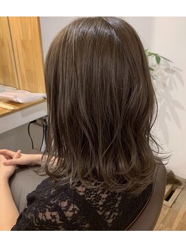 ヘアアンドスパ モア(Hair&Spa More By LikkleMore) 外ハネボブ