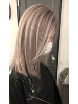 シフト ニュートラル(SHIFT N)&nbsp;シャドールーツ　ホワイトベージュ