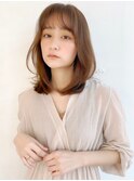 美髪ストレートミディ