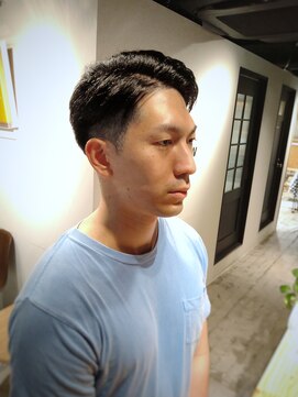 ザウィロー 神保町店(The WILLOW) ３ミリツーブロック　【メンズサロン　The WILLOW神保町店】