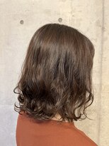 タエビスアリッサム(Taebis Alyssum)&nbsp;コテ巻き風デシタルパーマ