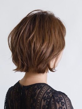 ヘアーズ 姫路飾磨店(hairs)の写真/乾燥によるダメージを補修し、なめらかな手触りに感動する美しいツヤ髪に★「BIMERAトリートメント」