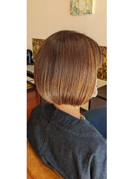 エヴァン(Evan) 垢抜けボブの微妙な進化★