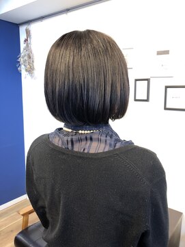 ルッツ カオラ(Ruttu KaoLa) あごラインボブ