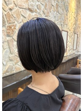 ショウビット(Show Bit) ツヤ感ショートボブ