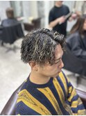 メンズパーマ ツイストスパイラル メッシュ ハイライト
