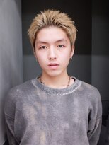 アルバム 渋谷パルコ(ALBUM) 刈り上げセンターパート韓国マッシュ波打ちパーマ_F0509