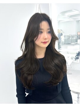 アマトウキョウ アユンチェ(AMA TOKYO×AYUNCHE) 韓国ヘア　2wayバング  レイヤーカット くびれヘア  顔周り/