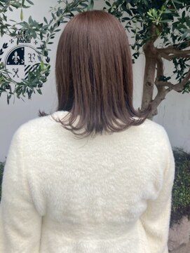 リリー(Rilie) 外ハネミディ/透明感ブラウンカラー