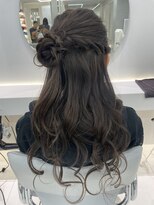 アールプラス 新宿(ar+)&nbsp;【新宿駅/新宿三丁目/ヘアセット/くるみちゃんヘア】