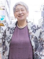 くらげ美容院 武蔵小杉&nbsp;[白髪染め]→[グレイヘア移行]大人グラデーション/50代60代70代