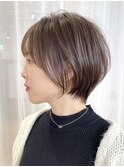 ナチュラルブラウン大人綺麗ショートボブ