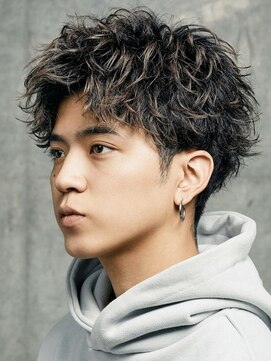 フィフス 神南(fifth) 渋谷アップバングスパイキーショートツーブロックフェード30代◆