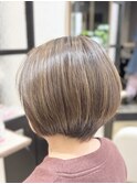 明るい白髪染め/白髪ぼかし/丸みショート/40代/50代/60代/