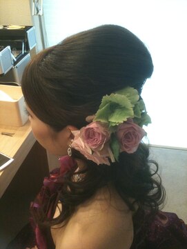 ブラーノ(Burano) エレガント