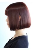 《OLTI》ボブ×ピンクベージュ