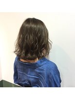 クラン(clan)&nbsp;くせ毛カバー　アッシュカラー　上品フォルム大人ボブ