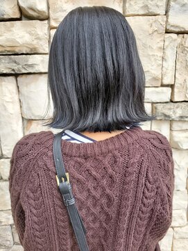 リュドール 一宮(Rue D'or) 外ハネボブ×ブルーグレーカラー