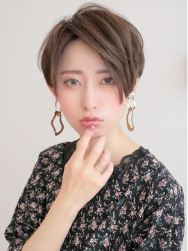 アグ ヘアー ヴァース 中川店(Agu hair verse) 小顔×大人ショート