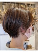 耳チラ見せ大人のすっきりボブ