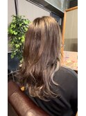 レディースシルバーアッシュロングスタイル