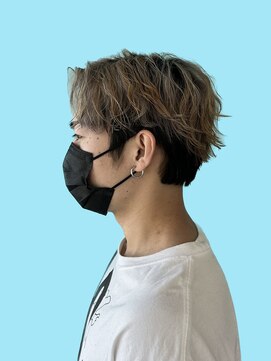 ウシワカマルエムティードット(USHIWAKAMARU MT.) 刈り上げないマッシュスタイル