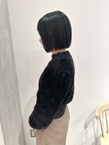 ヨーク(YOKE)&nbsp;YOKE 切りっぱなしボブ丸くないボブアッシュブラック髪質改善