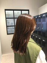 ロウ 町田(ROW)&nbsp;ワンレンボブ前下がりショート内巻きワンカール鎖骨ミディアム