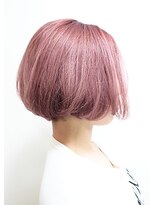 グレカ(GRECA)&nbsp;透け感ピンクバイオレットのハイトーンボブ
