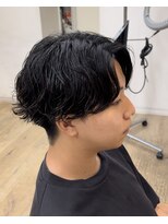 エン(EN)&nbsp;毛流れセンターパート波巻きスパイラル