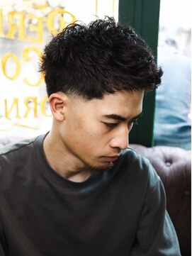 プロショップウェーブ セカンド(PRO SHOP WAVE II) スペインカール/プードルパーマ/メンズパーマ/ニュアンスパーマ