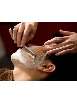 メンズ専門店ならではの極上技術を体験！完全個室の贅沢な空間で、リラックスしながら自分磨きの時間を♪