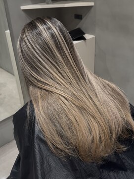 コスモス 町田(COSMOS) ブロンドベージュバレイヤージュ