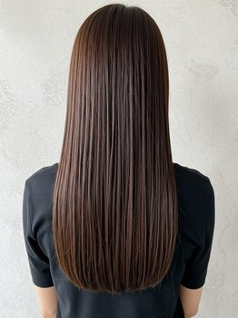 カルナ(Caluna)の写真/【全部屋個室/夙川駅徒歩2分】頭皮から髪まで考える―。髪質改善のスペシャルケアで憧れのうる艶髪へ＊