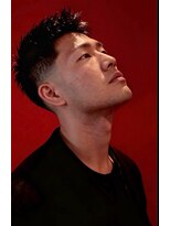 リア(Li'a)&nbsp;フェードカット＋スパイキーショート