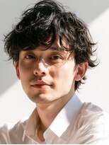 ビフィーノ リルネ フォー メン(Bifino Rilune for men)&nbsp;MEN’S/リバースセンターパート/ニュアンスパーマ/川西池田