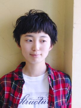 バグ 恵比寿(Bug) コケティッシュで可愛い黒髪ベリーショート【スズキタケヒサ】