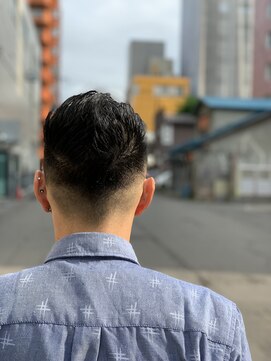 アスイン(asuin) 品のあるフェードカット