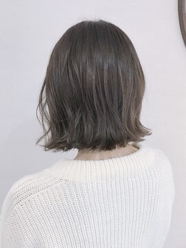 ブルー(BLUE) 【Blue】#ブリーチなし#シルバーグレージュ#ボブ