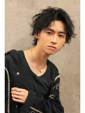 マグノリア(MAGNOLIA) メンズの王道黒髪センターパートパーマ