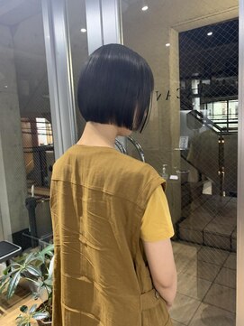 アルカナ 原宿表参道(ARCANA) 透明感カラー 秋カラー ダークグレー 切りっぱなしボブ